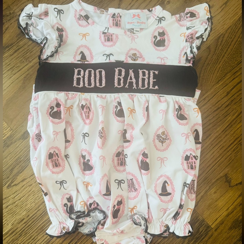Emi Claire Co. Halloween Bubble